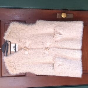ZARA Faux Fur Toggle Vest Gilet Beige